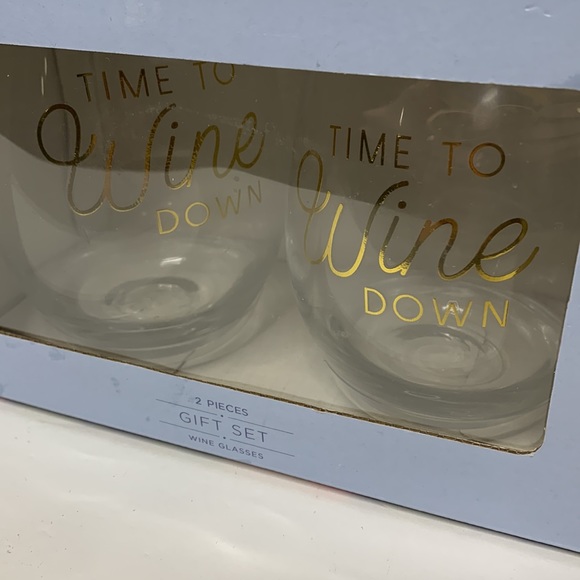 Wine Glass Gift Set | Pair Glasses ‘Time To Wine Down’ | Birthday Event Holiday - Picture 3 of 5